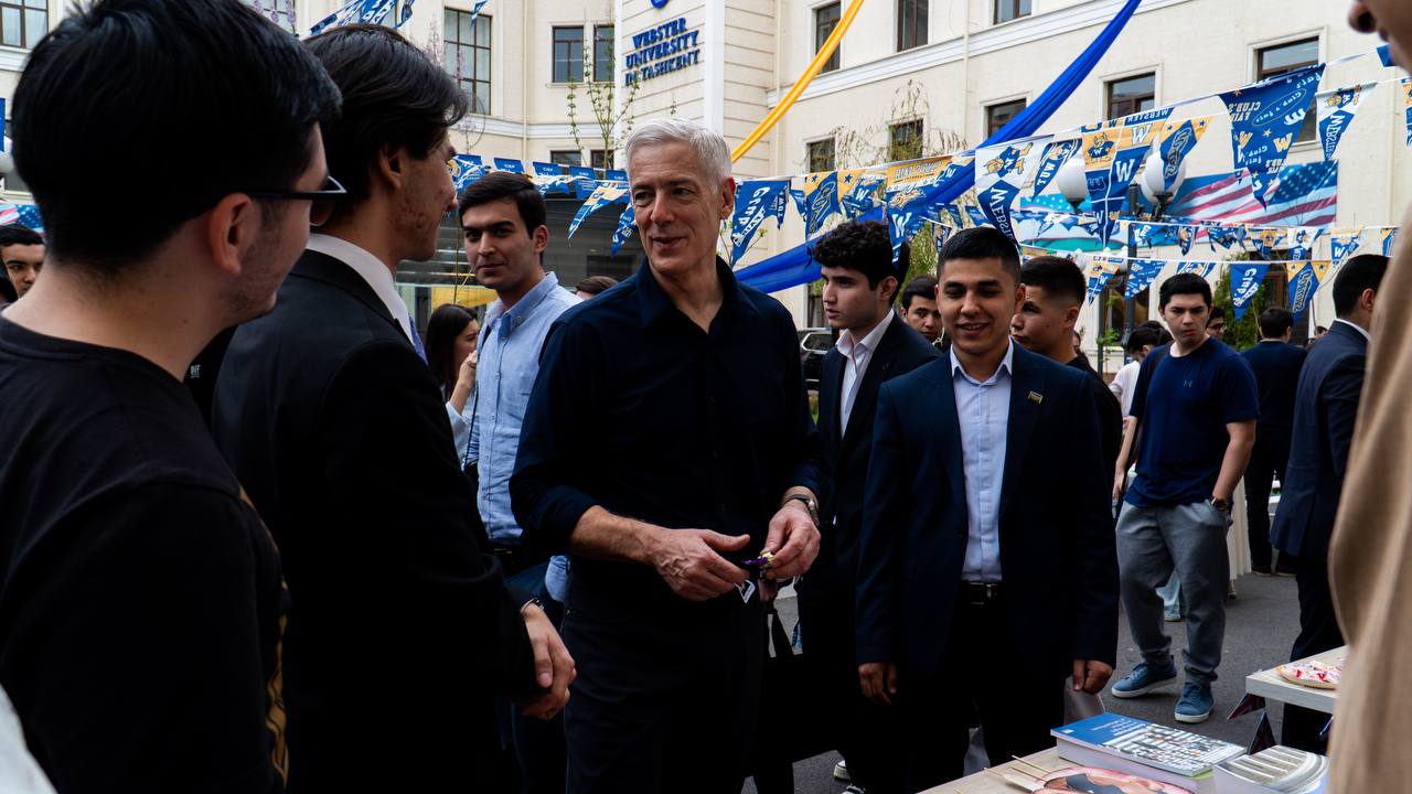 Illustrations by my fav AarzooAly